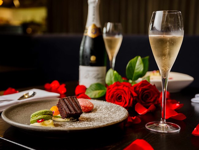 Valentine's at Queens Head